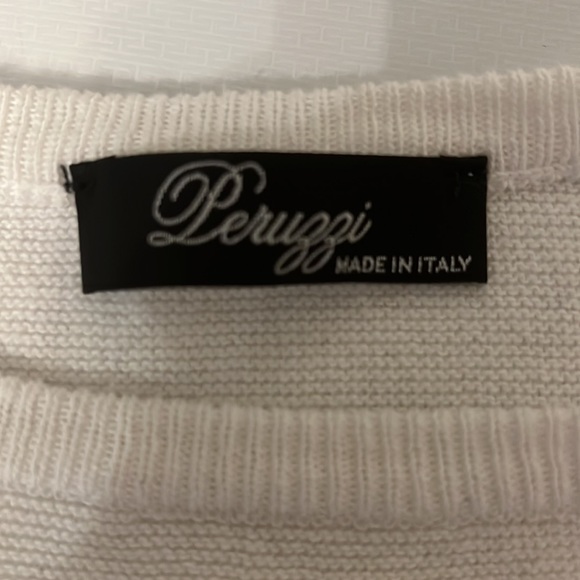 Peruzzi Blouse - Picture 2 of 5